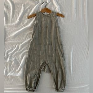 Rylee + Cru, sleeveless jumpsuit, pistachio color